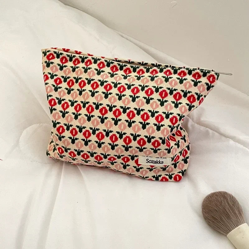 Women'S Cosmetic Bag Corduroy Flower Lipsticks Makeup Bag Korean Student Pencil Case Travel Makeup Brushes Bag Neceser Organizer