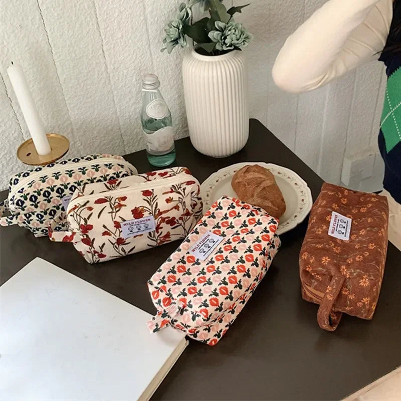 Women'S Cosmetic Bag Corduroy Flower Lipsticks Makeup Bag Korean Student Pencil Case Travel Makeup Brushes Bag Neceser Organizer